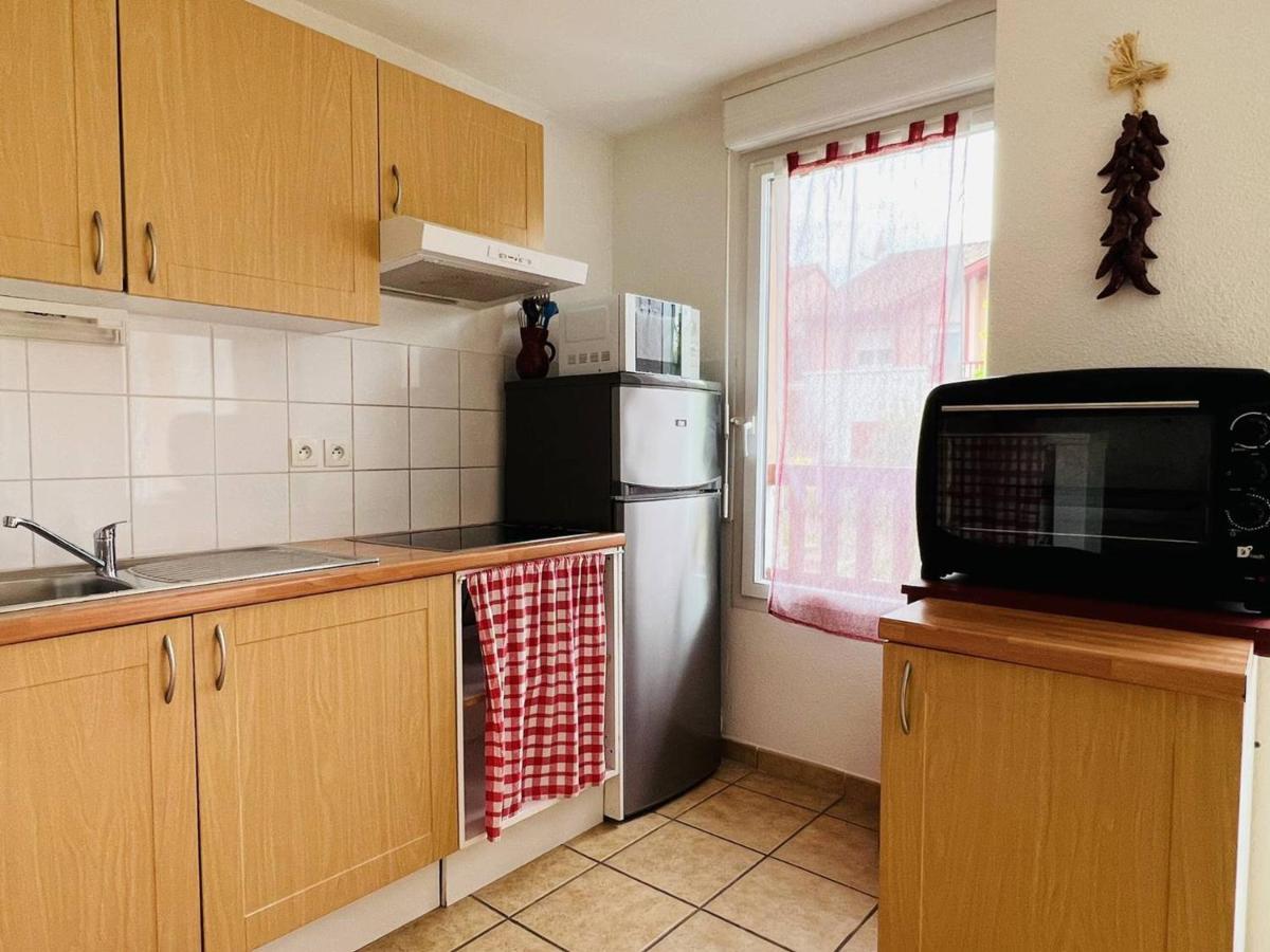 Appartement F2 A Cambo-Les-Bains Avec Piscine, Proche Thermes, Terrasse Et Parking - Fr-1-495-36 Exterior foto