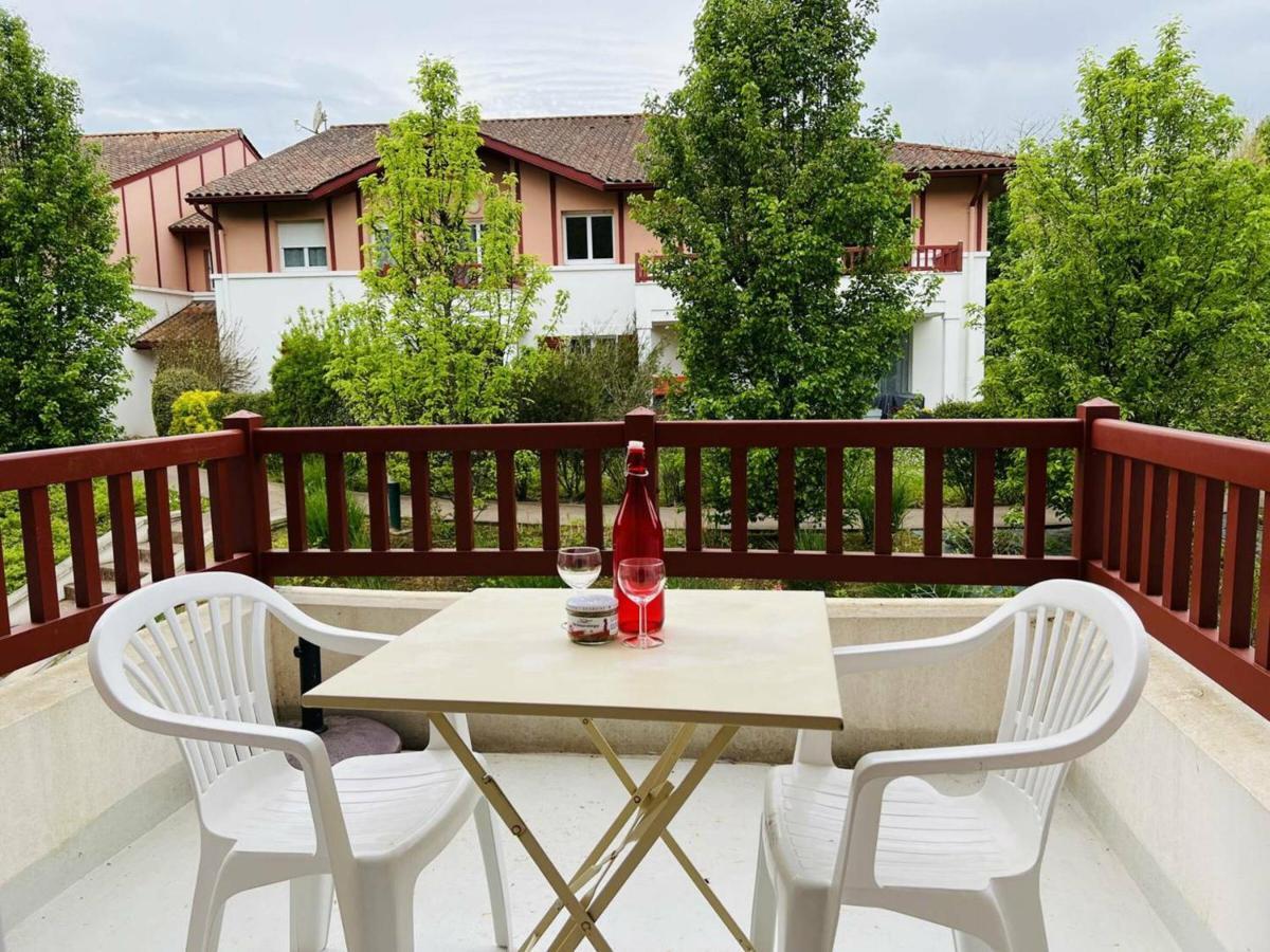 Appartement F2 A Cambo-Les-Bains Avec Piscine, Proche Thermes, Terrasse Et Parking - Fr-1-495-36 Exterior foto