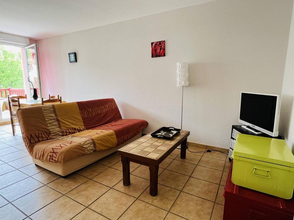 Appartement F2 A Cambo-Les-Bains Avec Piscine, Proche Thermes, Terrasse Et Parking - Fr-1-495-36 Exterior foto
