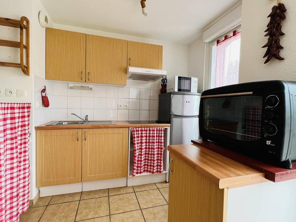 Appartement F2 A Cambo-Les-Bains Avec Piscine, Proche Thermes, Terrasse Et Parking - Fr-1-495-36 Exterior foto